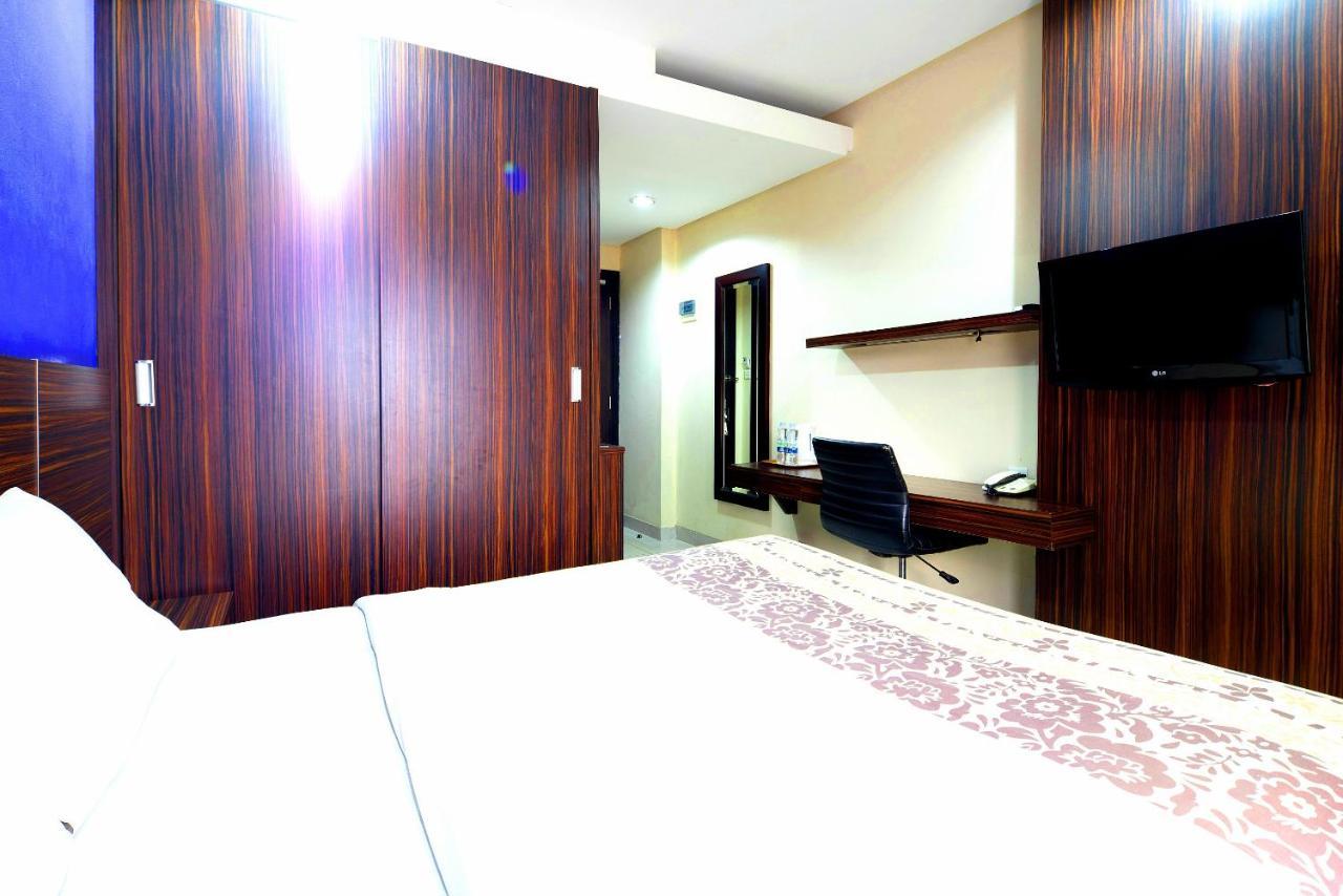 Shankee Sudirman Jakarta Exterior photo